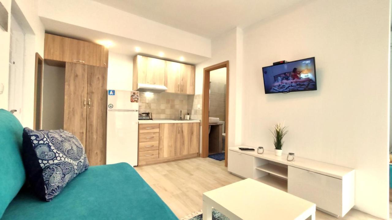 Sea Star Apartments Kallikratia Nea Kallikrateia Extérieur photo